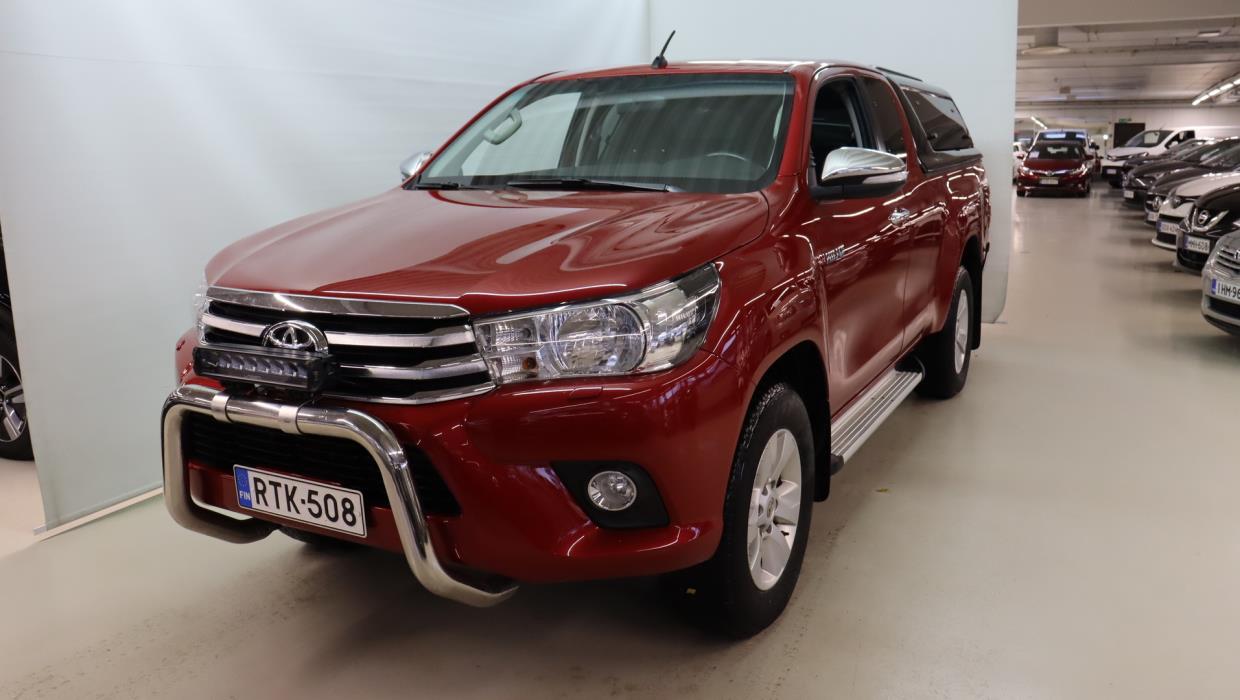 TOYOTA Hilux 2018