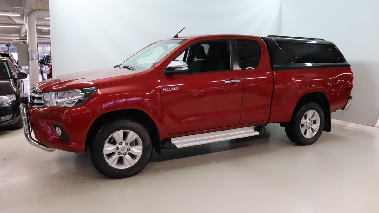 TOYOTA Hilux 2018