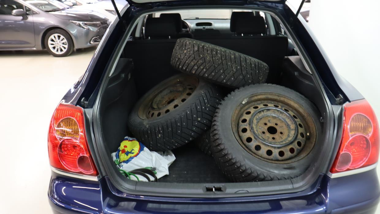TOYOTA Avensis 2006