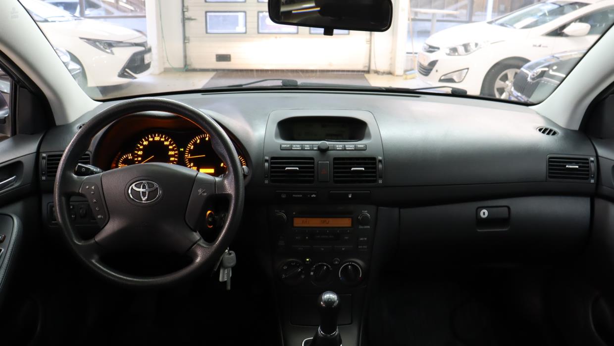 TOYOTA Avensis 2006