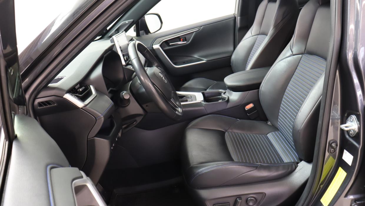 TOYOTA RAV4 2020