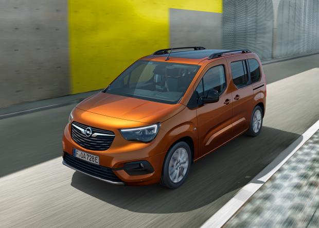Opel Combo-e Life L1H1 Innovation Plus 136 automaatti 50 kWh