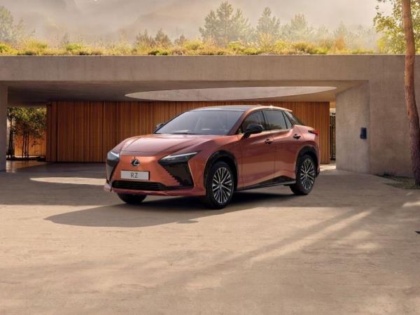Lexus RZ