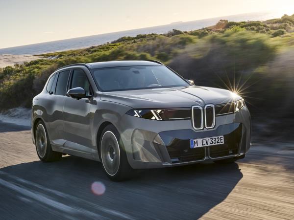 BMW iX5