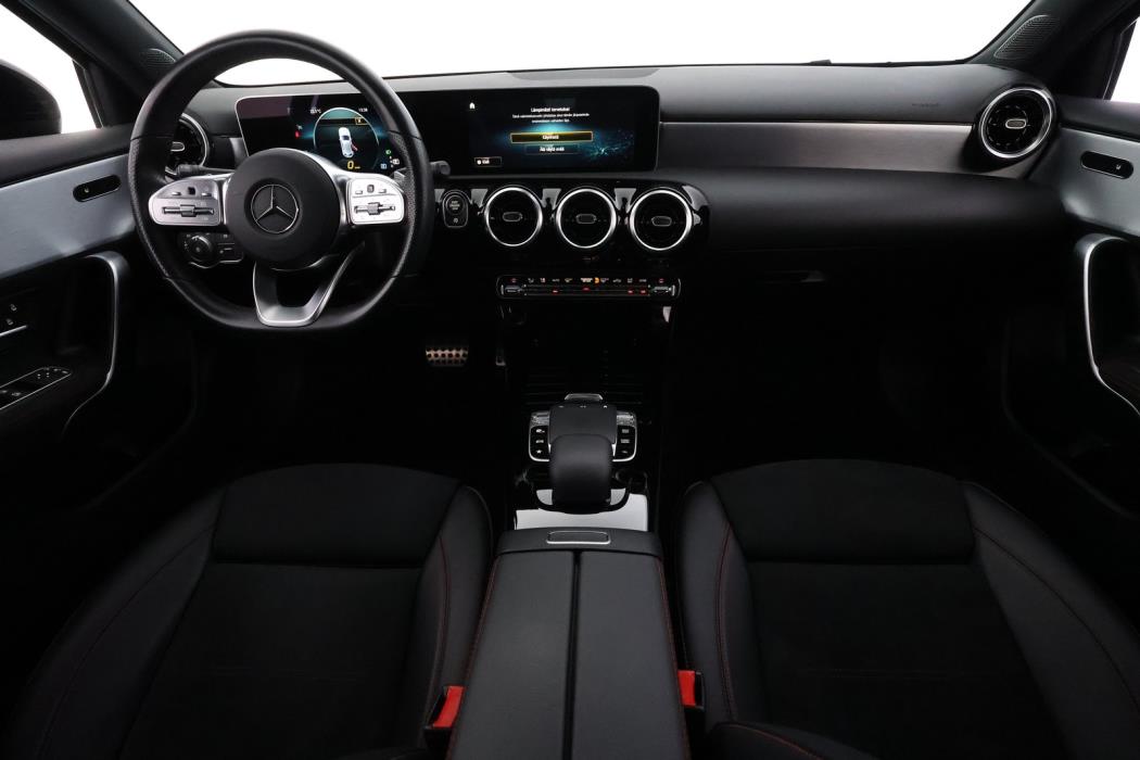 MERCEDES-BENZ A 2019