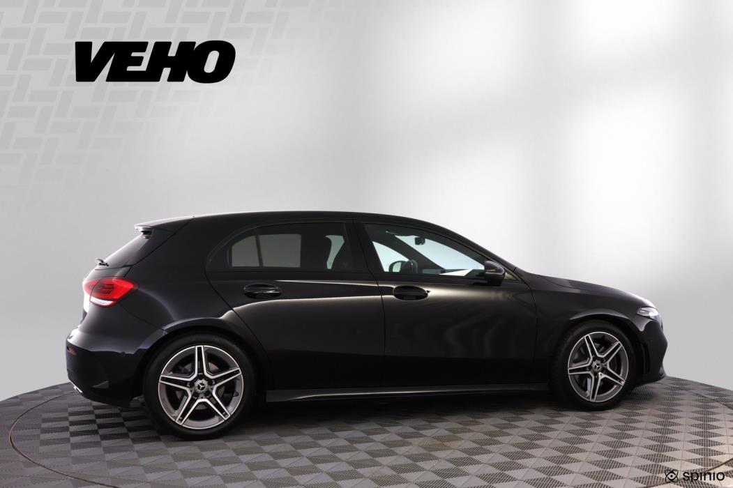 MERCEDES-BENZ A 2019
