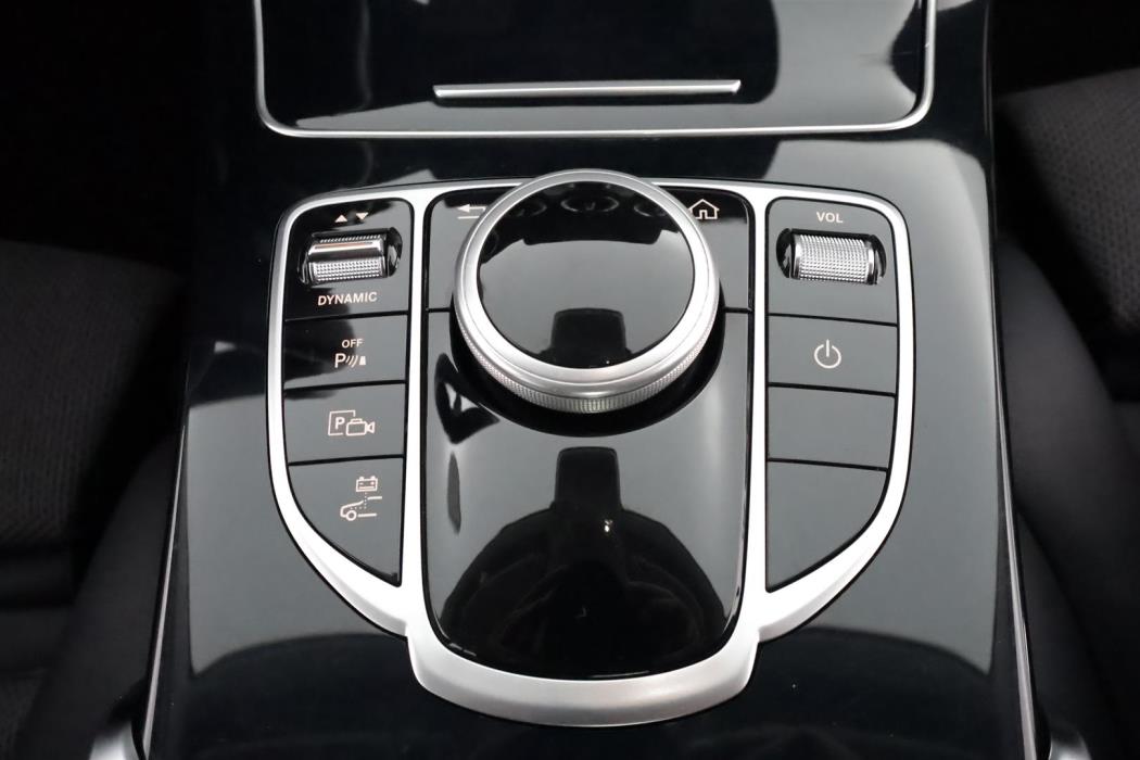 Mercedes-Benz C 2020
