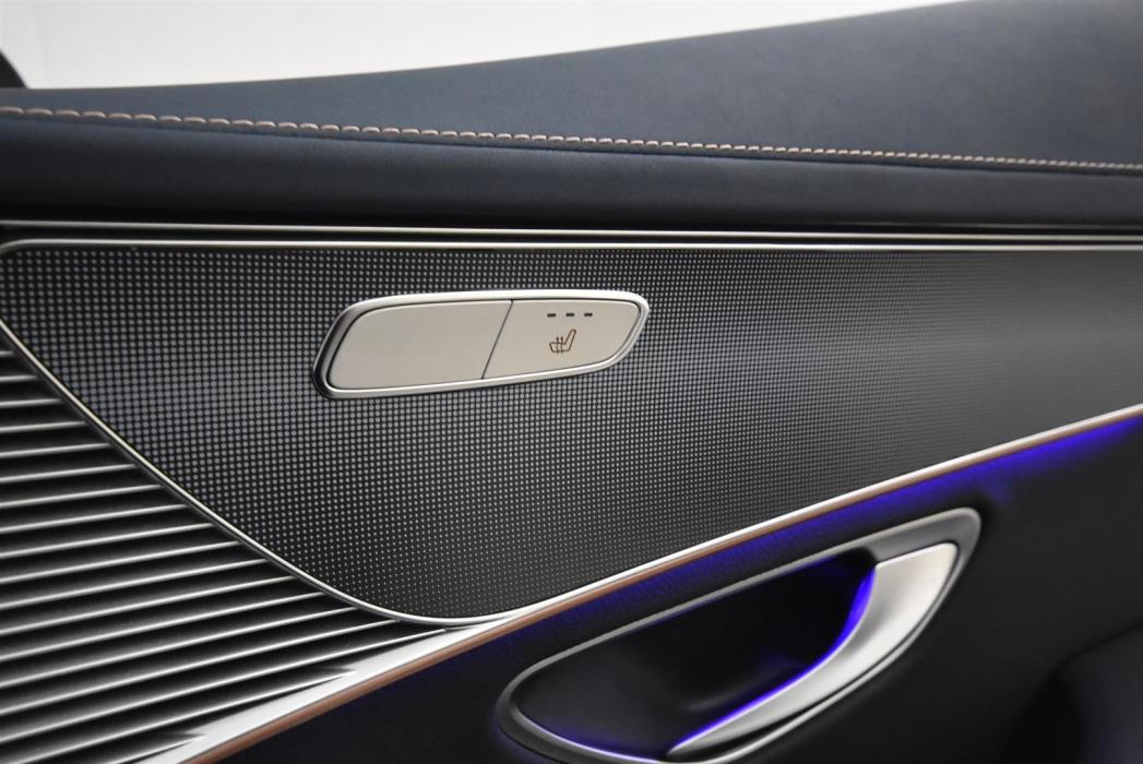 Mercedes-Benz EQC 2020