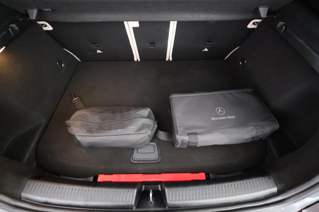 Mercedes-Benz A 2021