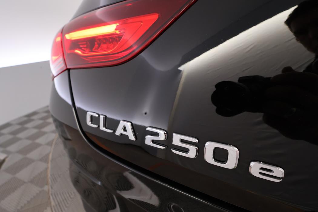 Mercedes-Benz CLA 2023