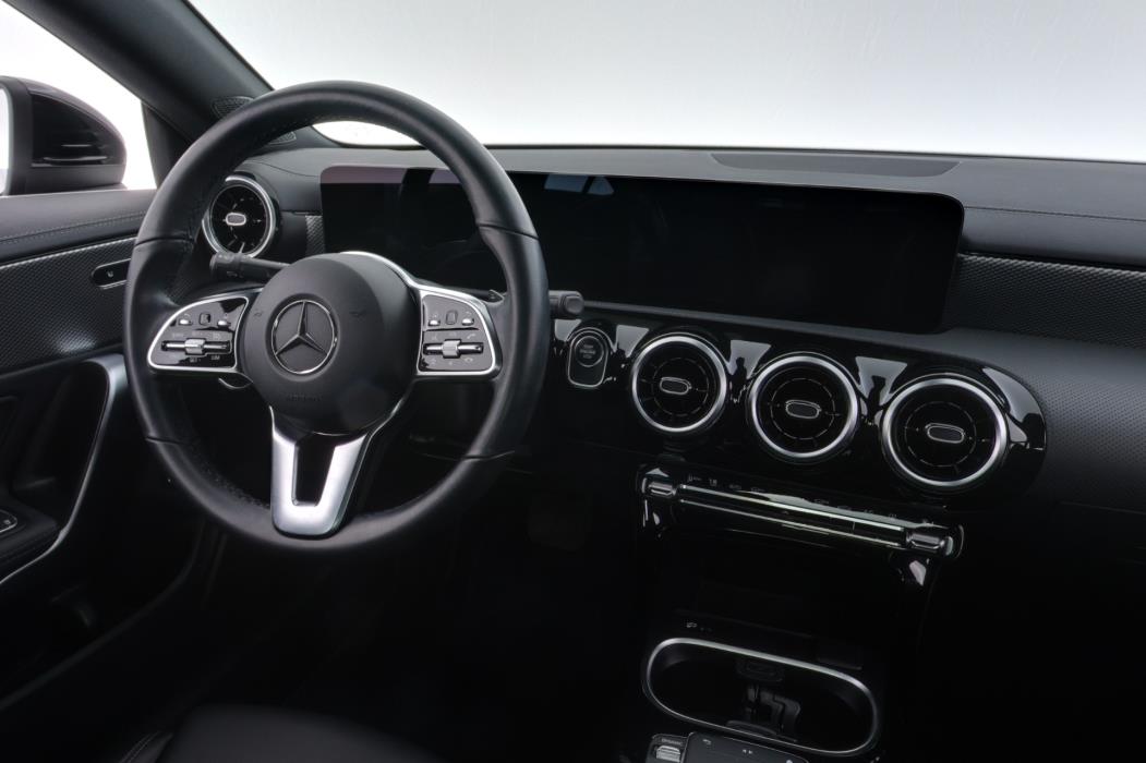 Mercedes-Benz CLA 2023