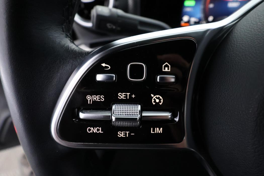 Mercedes-Benz CLA 2023