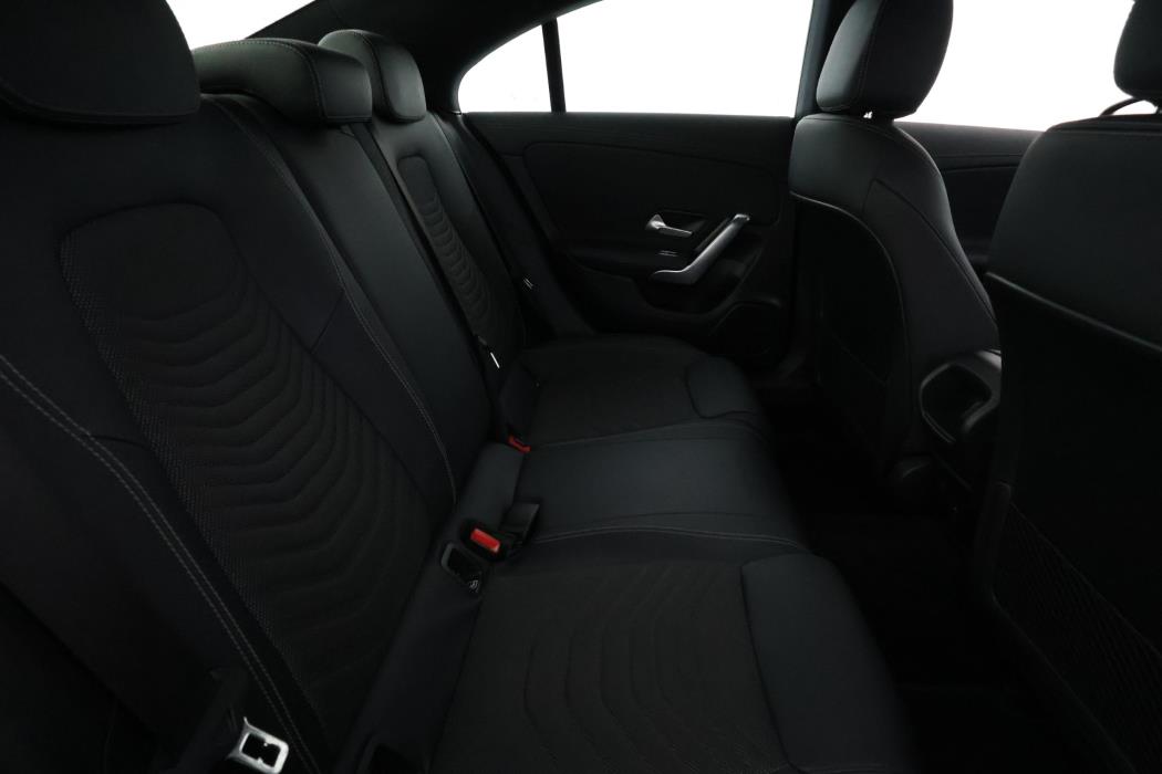 Mercedes-Benz CLA 2023