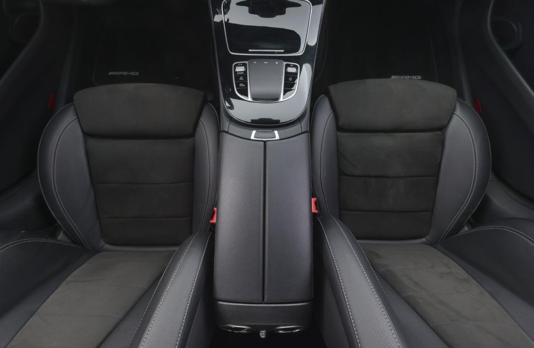 Mercedes-Benz E 2023
