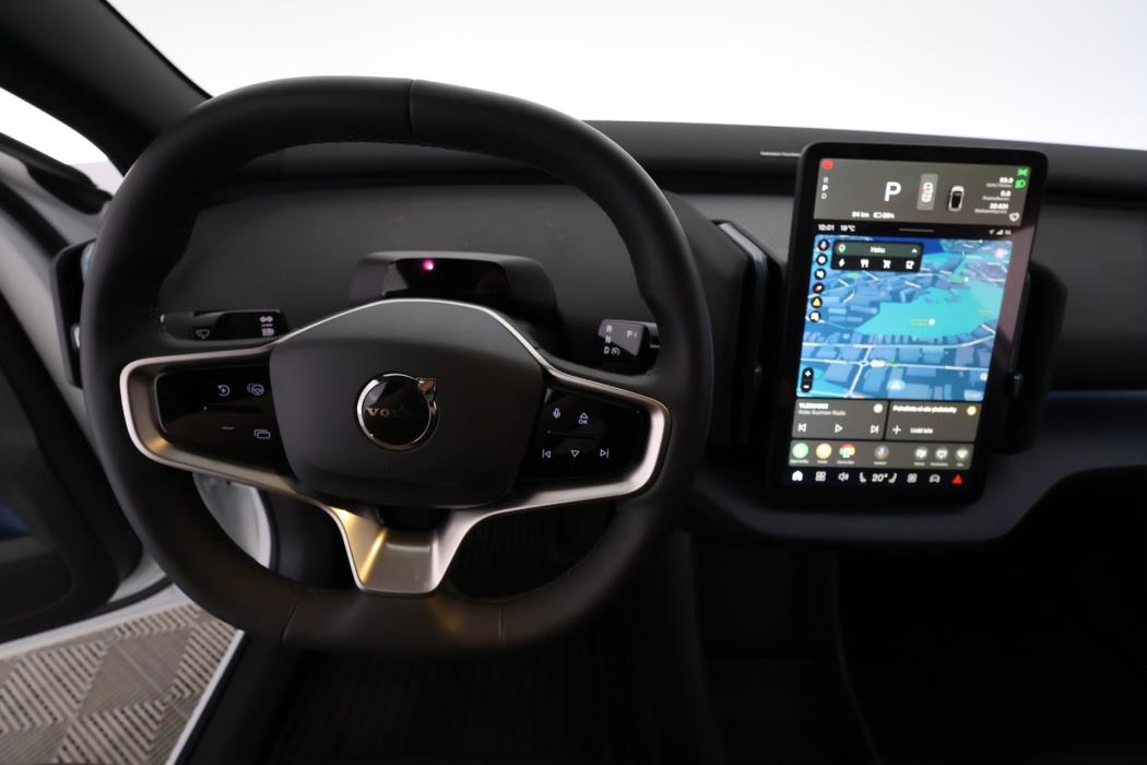 Volvo EX30 2024