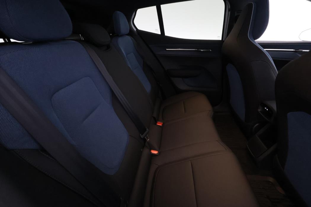 Volvo EX30 2024