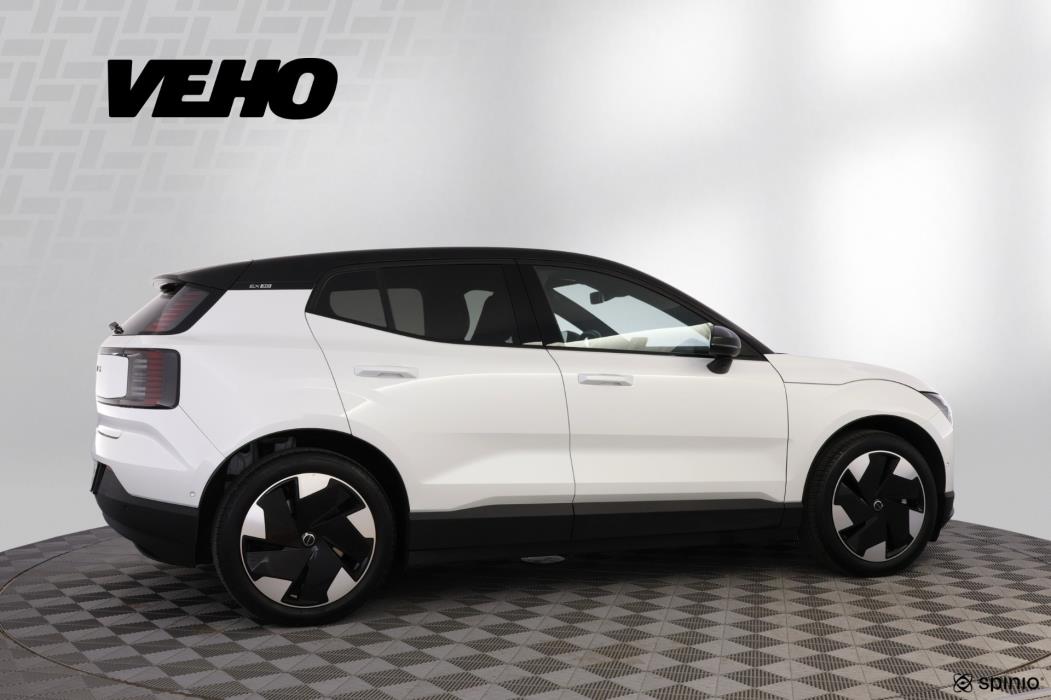 Volvo EX30 2024