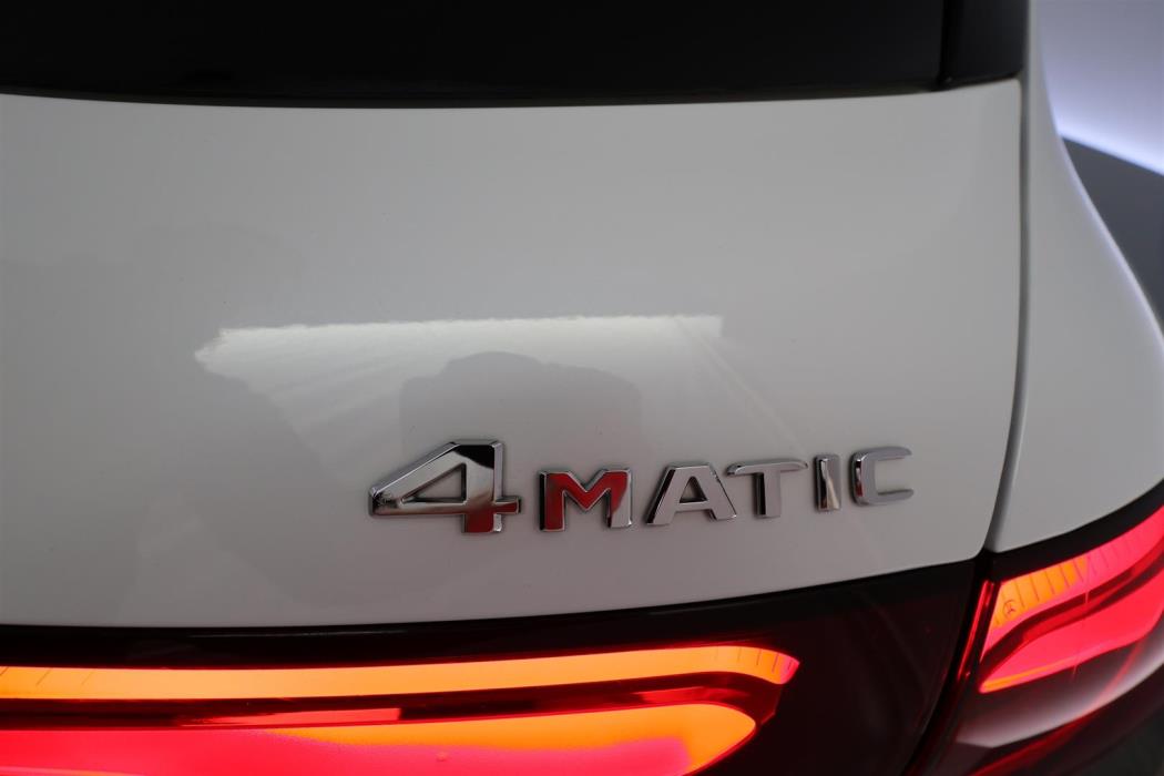 Mercedes-Benz GLC 2024