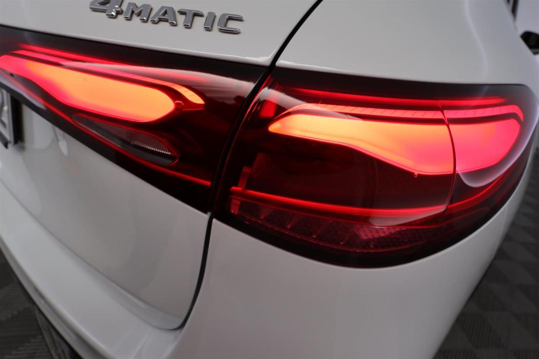 Mercedes-Benz GLC 2024