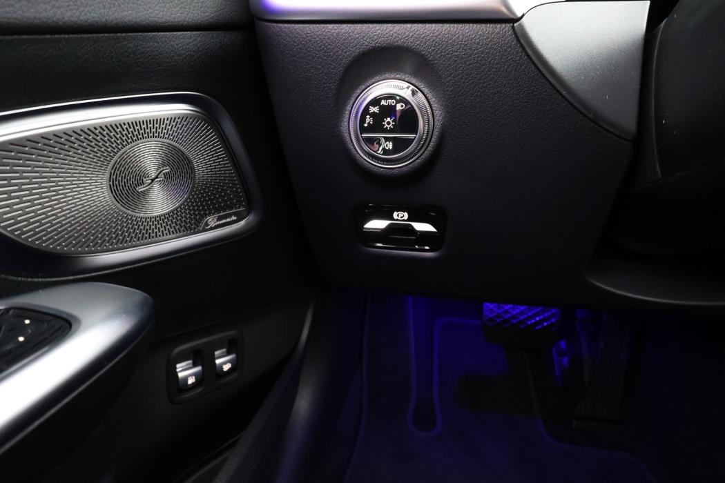 Mercedes-Benz C 2025