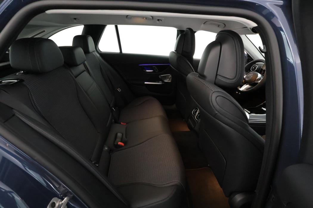 Mercedes-Benz C 2025