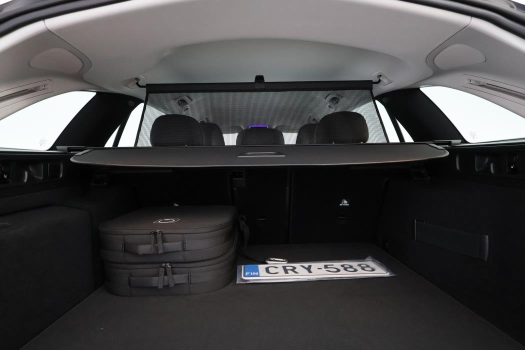 Mercedes-Benz C 2025