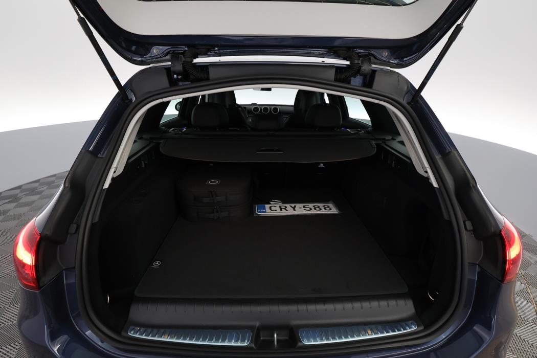 Mercedes-Benz C 2025