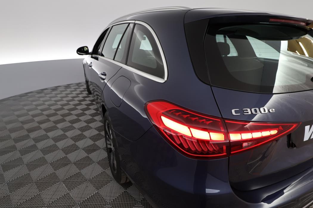 Mercedes-Benz C 2025