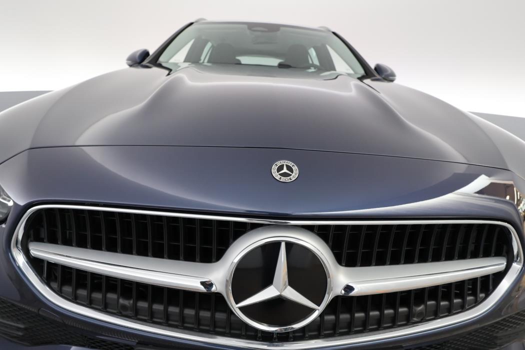 Mercedes-Benz C 2025