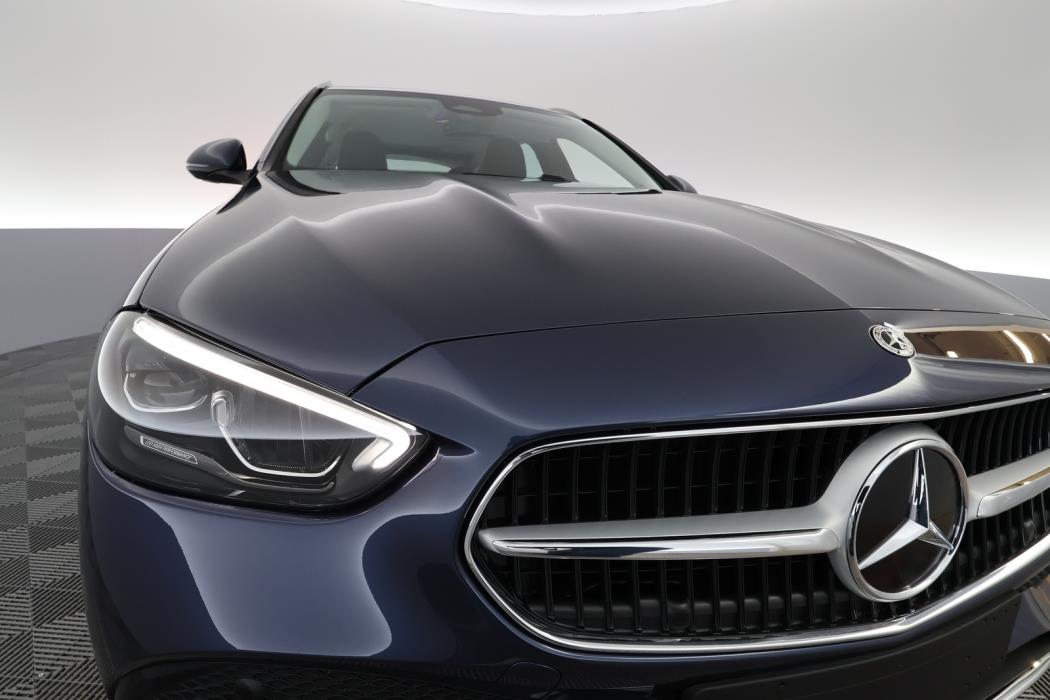 Mercedes-Benz C 2025