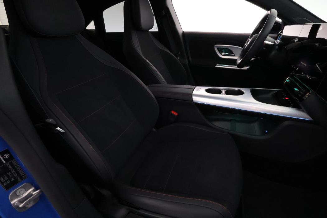 Mercedes-Benz CLA 2025