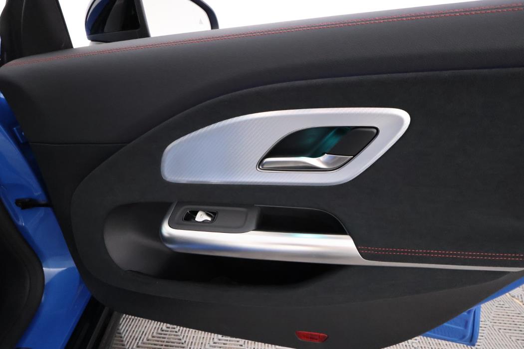 Mercedes-Benz CLA 2025