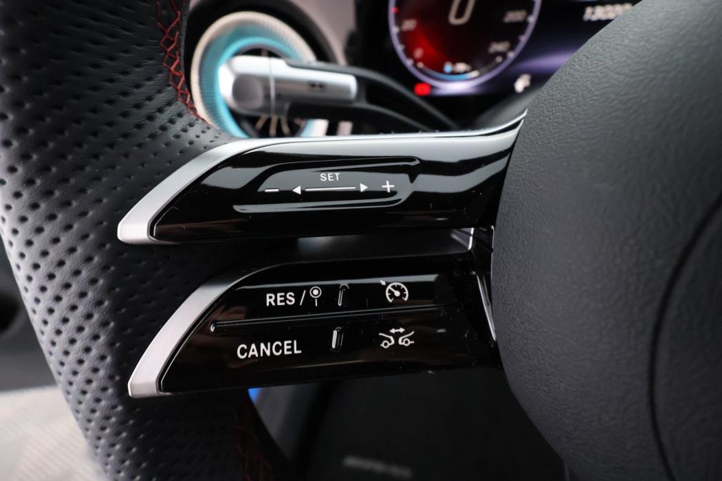 Mercedes-Benz CLA 2025