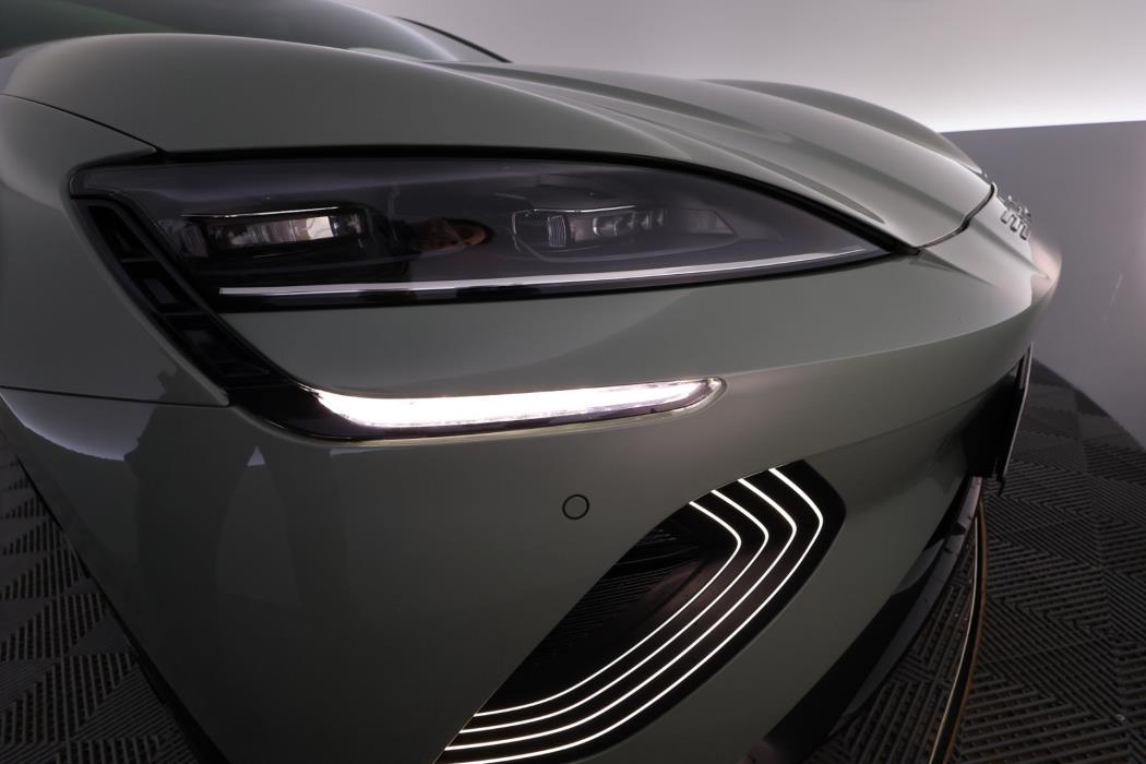 BYD Seal 2025