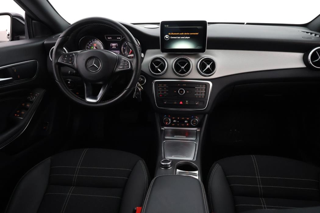 Mercedes-Benz CLA 2015