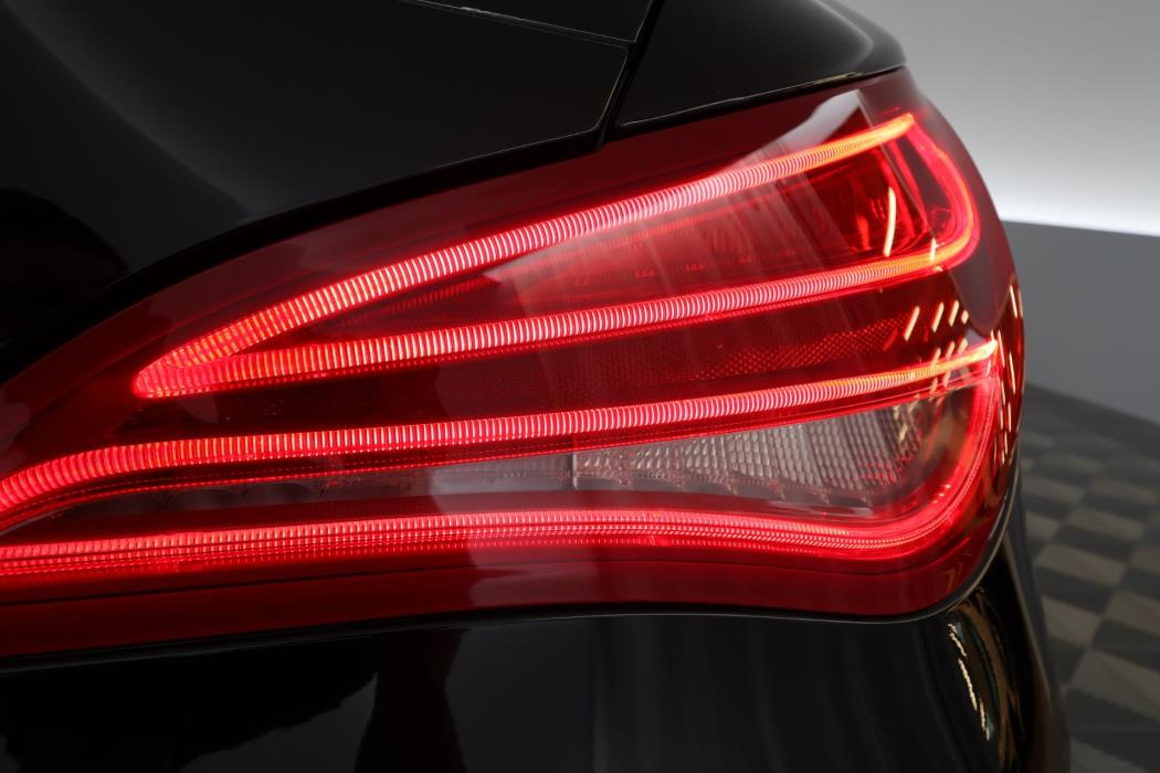 Mercedes-Benz CLA 2015