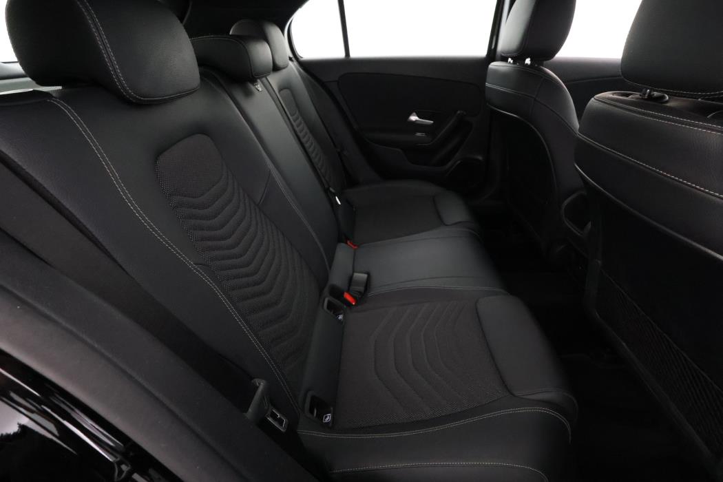 Mercedes-Benz A 2021