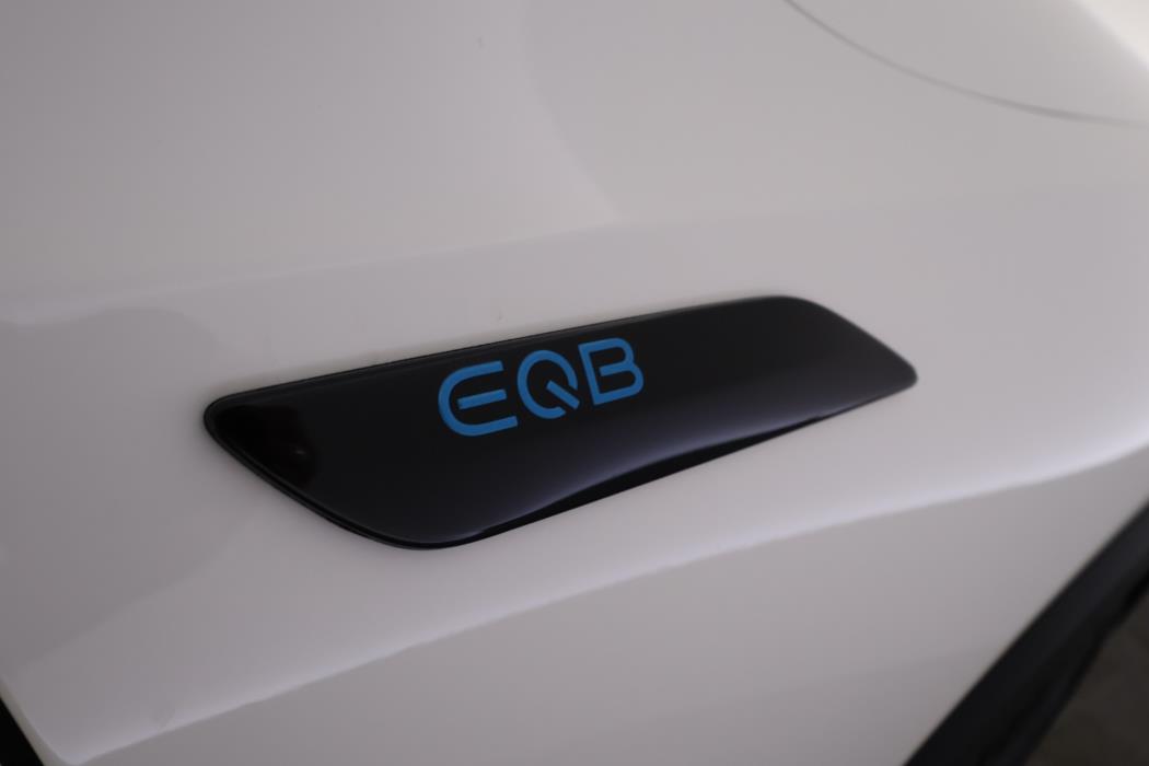 Mercedes-Benz EQB 2022