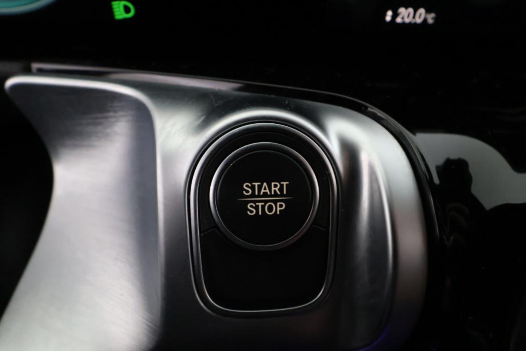 Mercedes-Benz EQB 2022