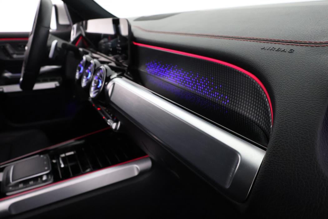 Mercedes-Benz EQB 2022