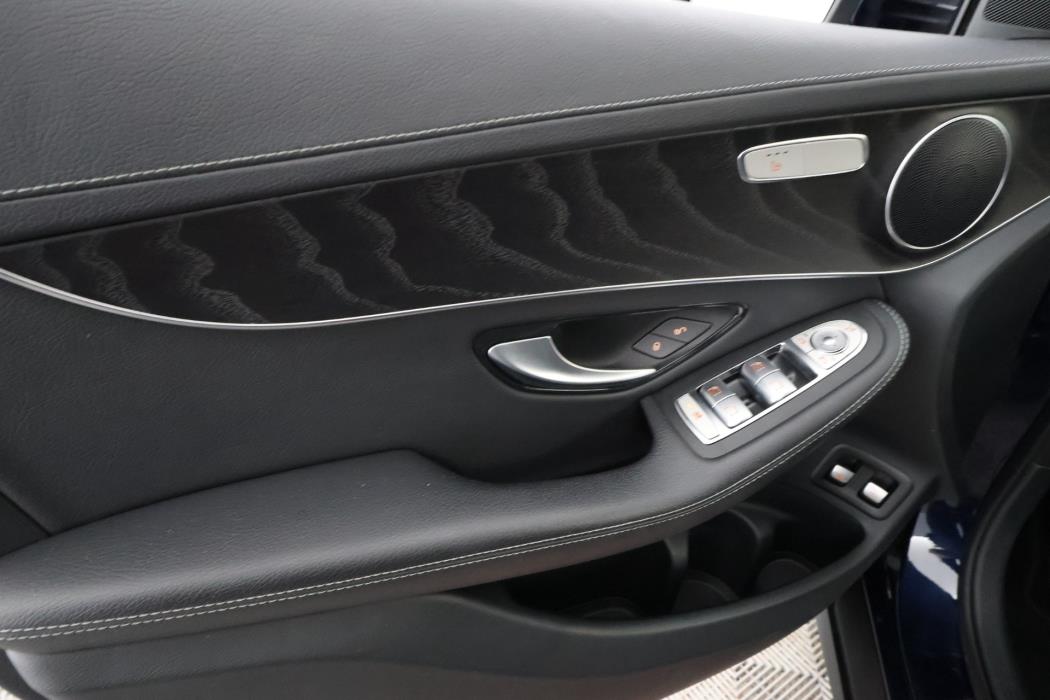 Mercedes-Benz GLC 2021