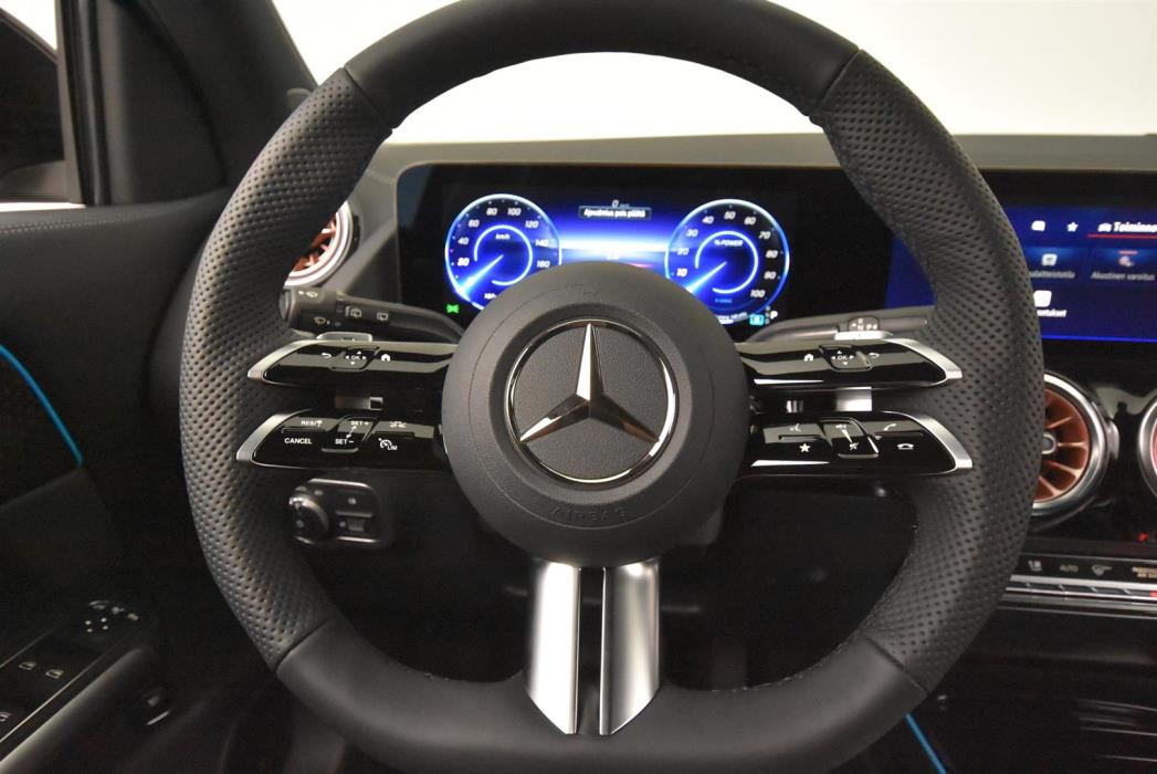 Mercedes-Benz EQA 2025