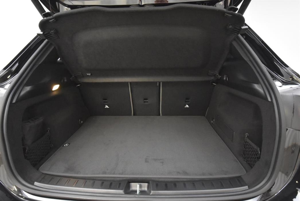 Mercedes-Benz EQA 2025