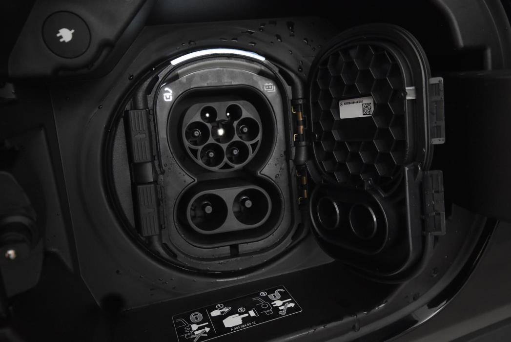 Mercedes-Benz EQA 2025