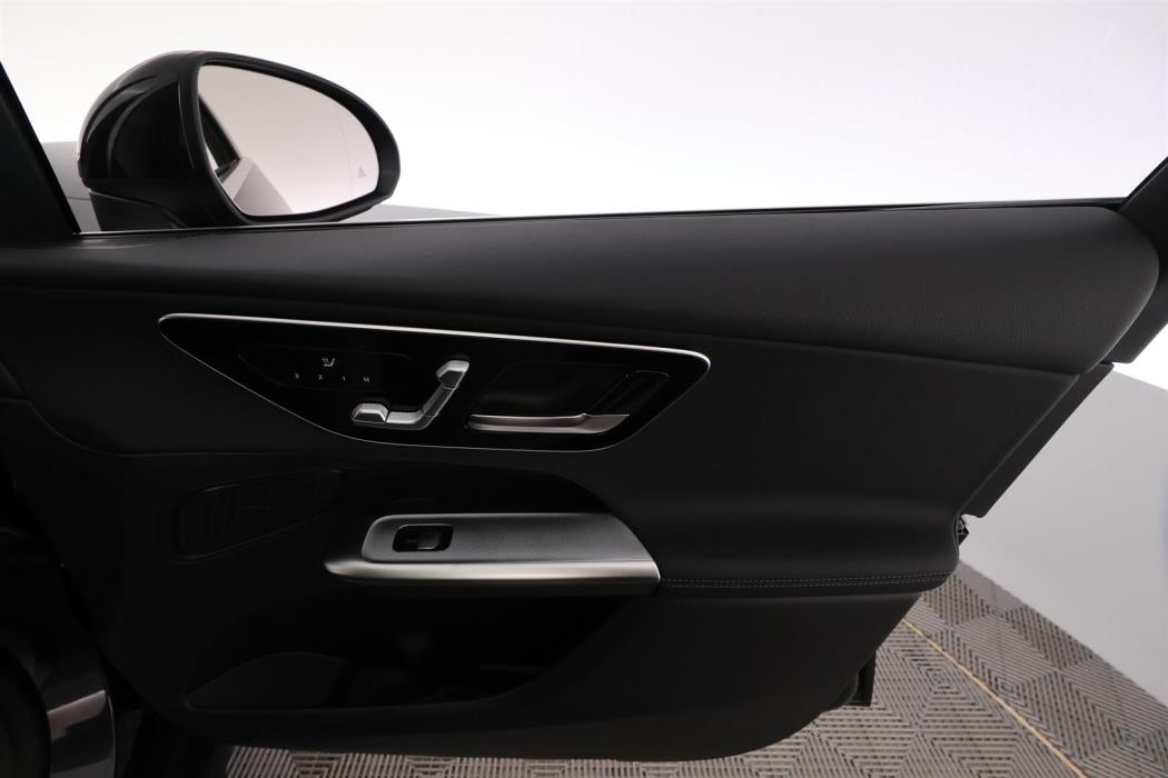 Mercedes-Benz GLC 2026