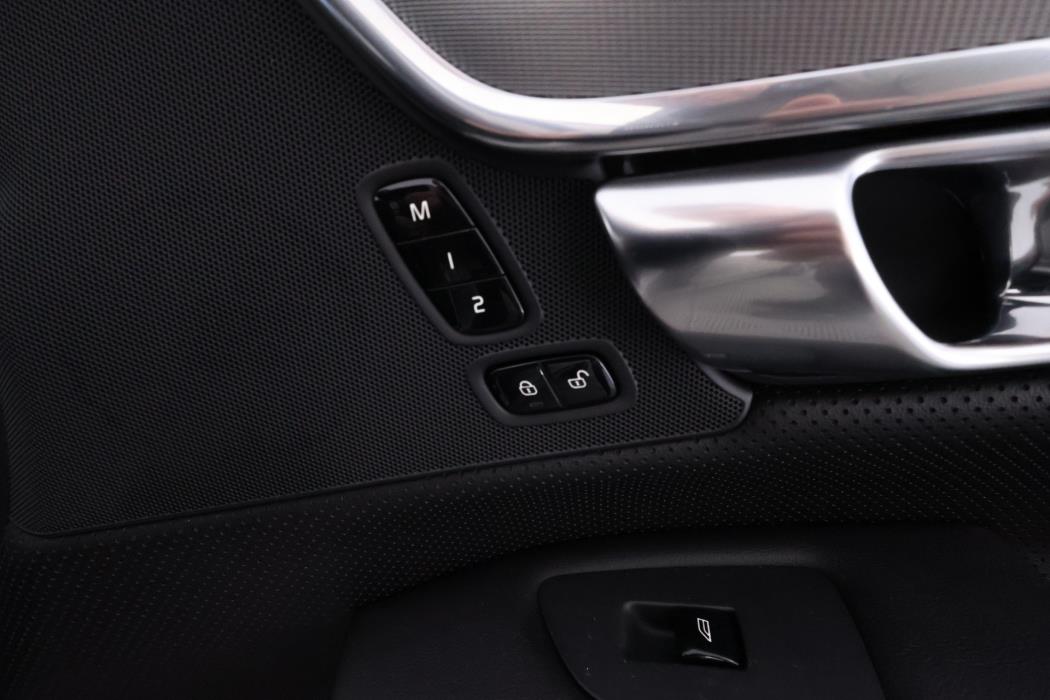 Volvo V90 2021