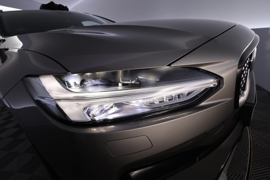 Volvo V90 2021
