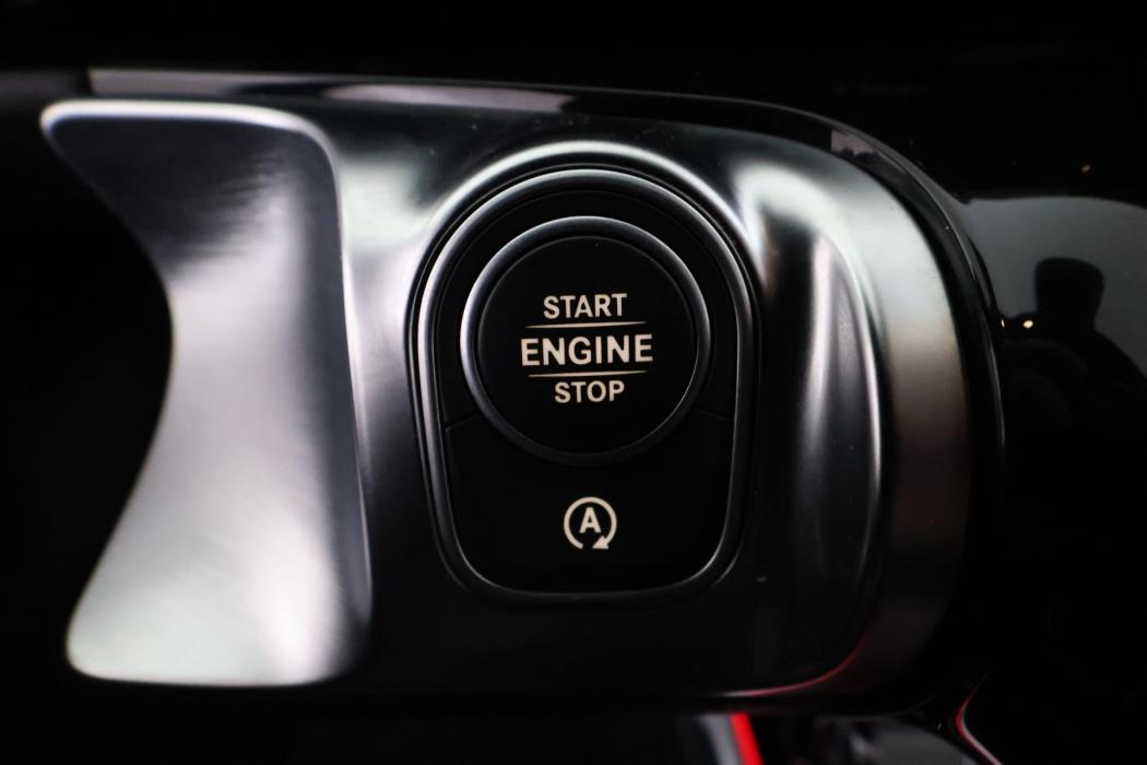 Mercedes-Benz GLB 2020