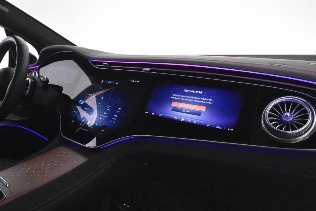 Mercedes-Benz EQS SUV 2023