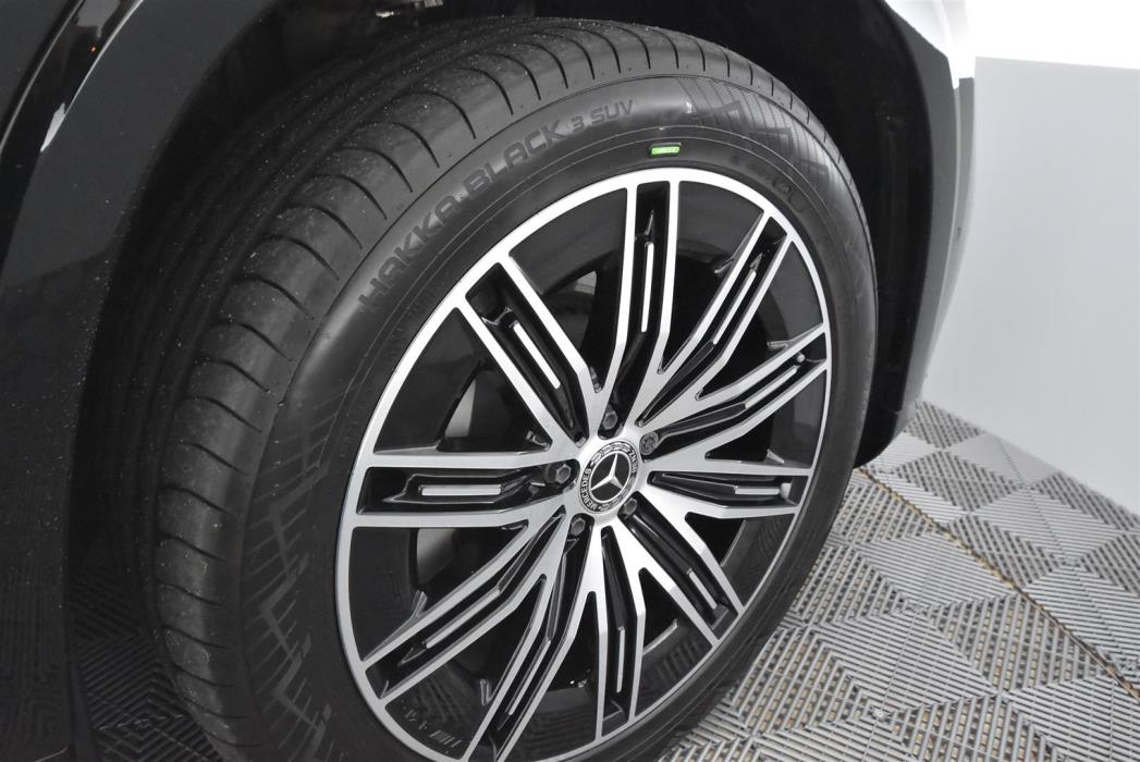 Mercedes-Benz EQS SUV 2023